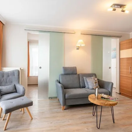 Strandhaus Aurell, Whg 14 Seitl Meerblick *