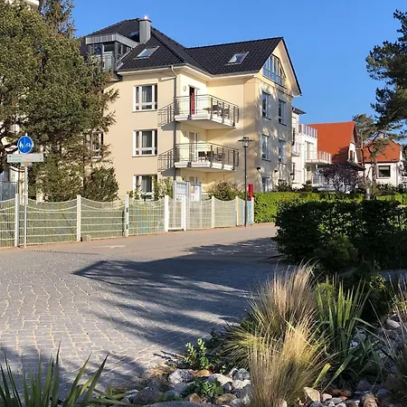Strandhaus Aurell, Whg 14 Seitl Meerblick Apartment Heringsdorf (Usedom)